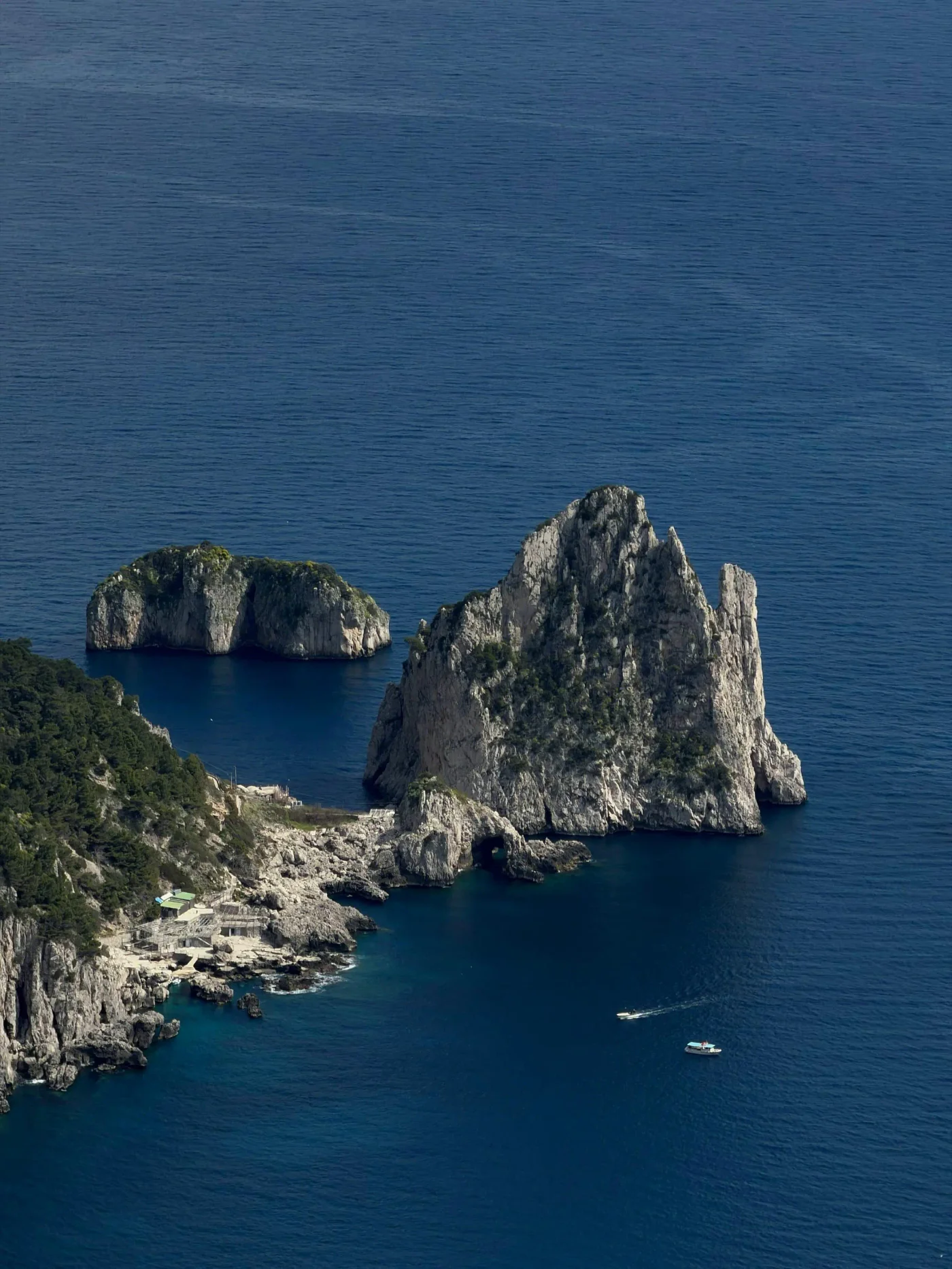 Giro dei Faraglioni di Capri