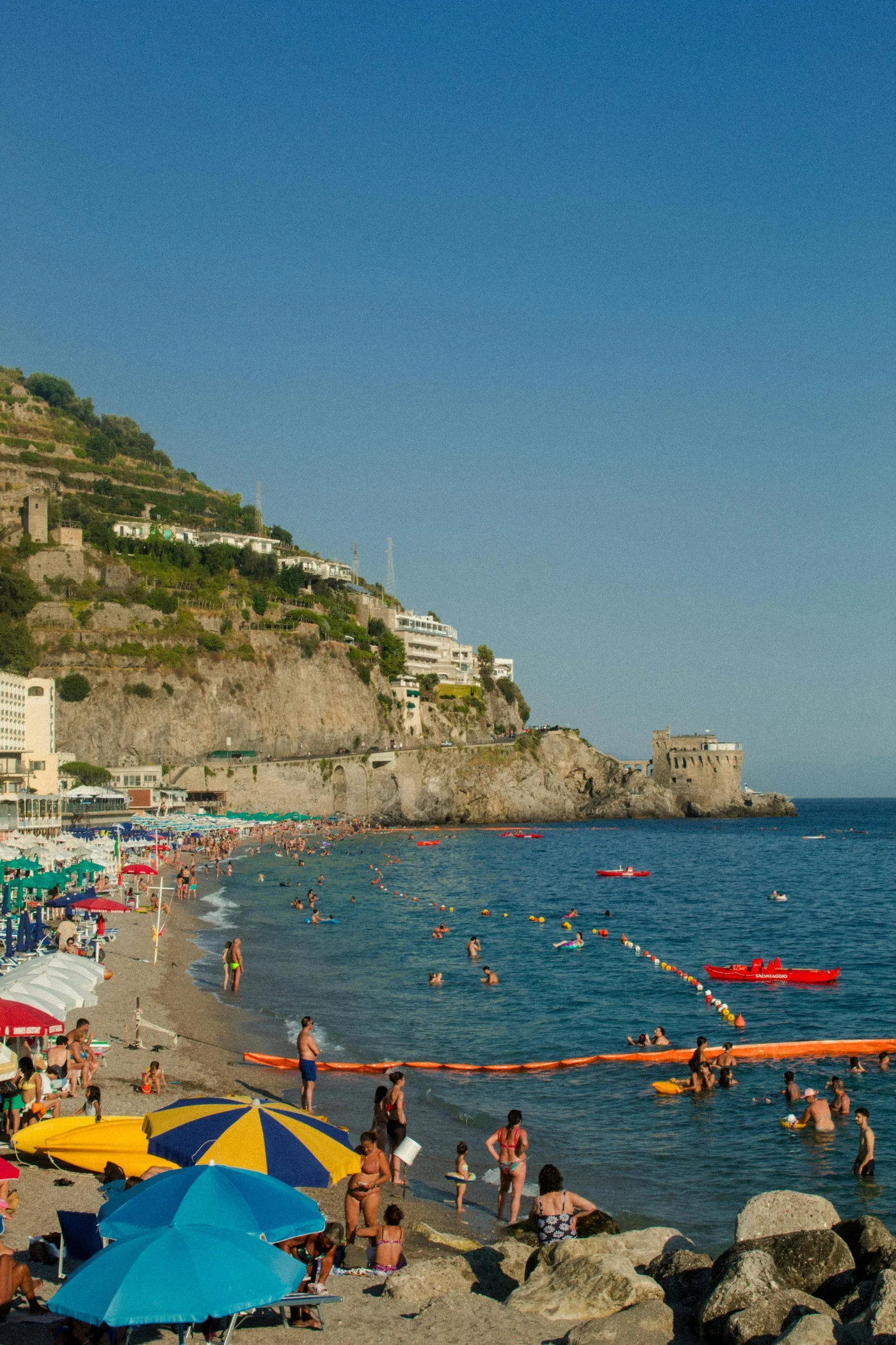Comodità e Relax: Le Spiagge Accessibili e Attrezzate